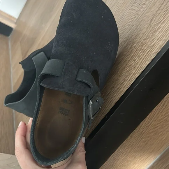 Limited Edition Birkenstock - Picture 3 of 4